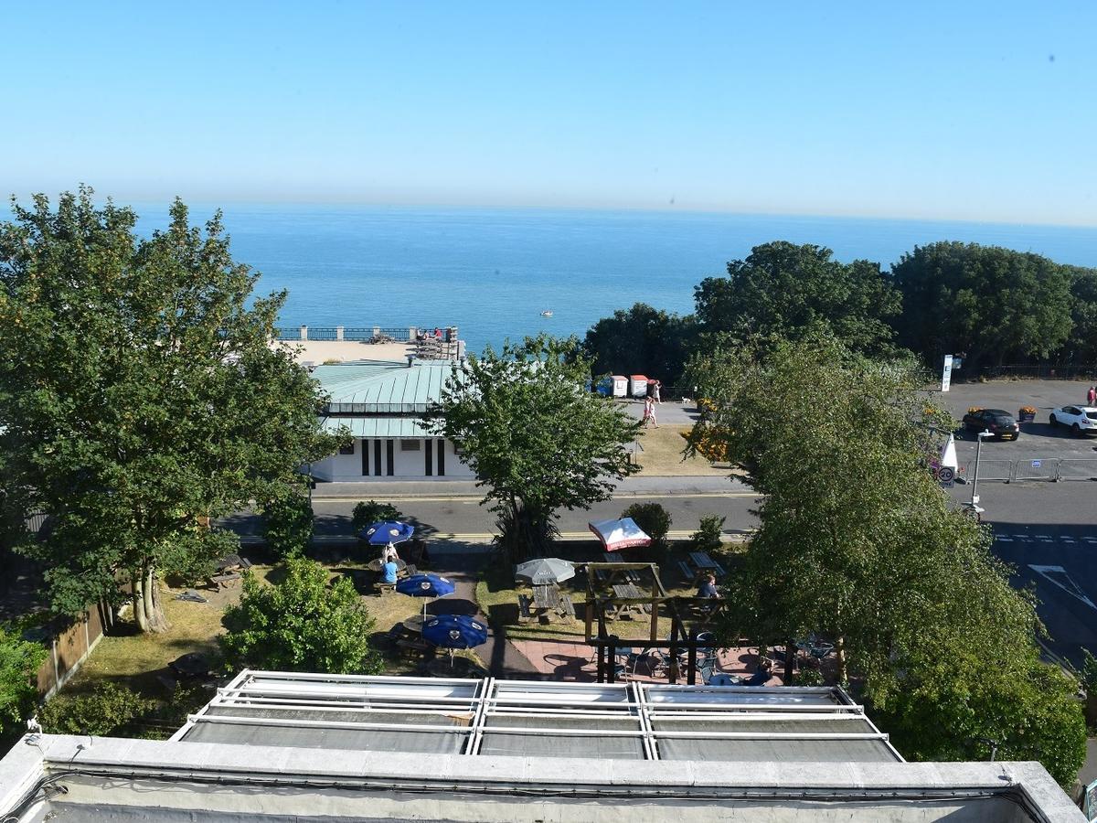 The Portland 3* Folkestone